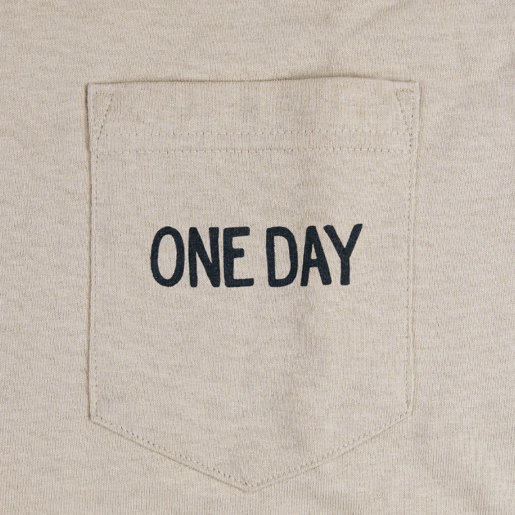 Jonathan Ogden New Merch One Day Sand Pocket T-Shirt 3 Jonathan Ogden New Merch One Day Sand Pocket T-Shirt